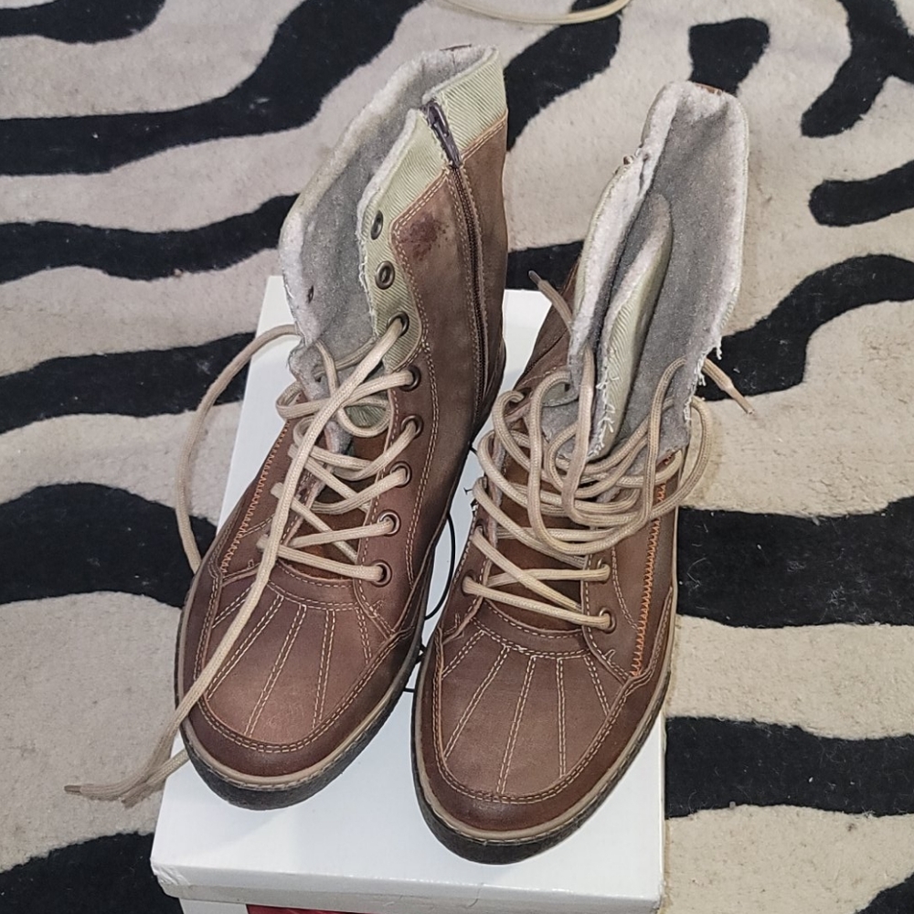 Steven Madden Boots